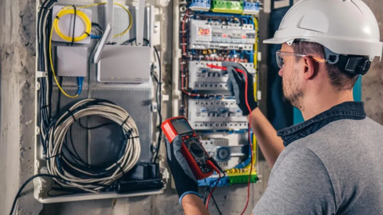 Industrial vs. Commercial Electrician: What’s the Difference?