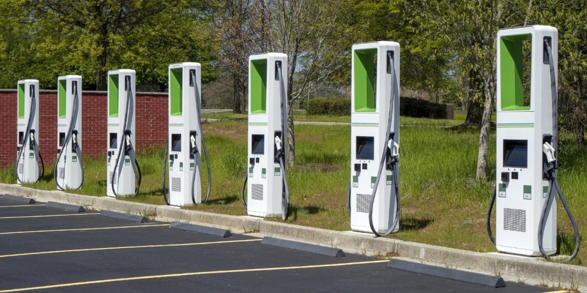 The Business Edge: Top Benefits of Installing EV Chargers for Your Commercial Property