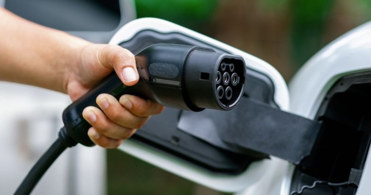 how to disconnect from an ev charging station